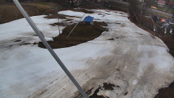 Spodní část sjezdovky skiareálu Karolinka