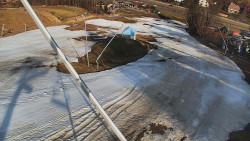 Spodní část sjezdovky skiareálu Karolinka