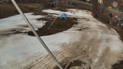 Spodní část sjezdovky skiareálu Karolinka