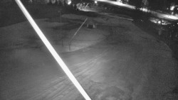 Spodní část sjezdovky skiareálu Karolinka