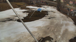 Spodní část sjezdovky skiareálu Karolinka