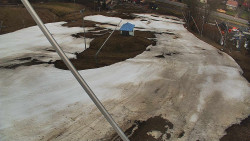 Spodní část sjezdovky skiareálu Karolinka