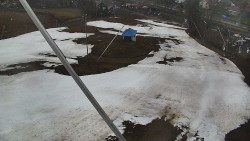 Spodní část sjezdovky skiareálu Karolinka