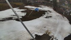 Spodní část sjezdovky skiareálu Karolinka