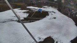 Spodní část sjezdovky skiareálu Karolinka