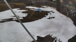 Spodní část sjezdovky skiareálu Karolinka