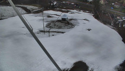 Spodní část sjezdovky skiareálu Karolinka