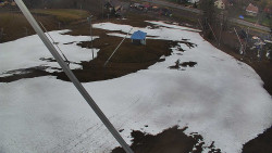 Spodní část sjezdovky skiareálu Karolinka