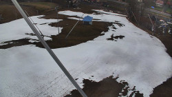 Spodní část sjezdovky skiareálu Karolinka