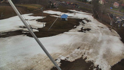 Spodní část sjezdovky skiareálu Karolinka