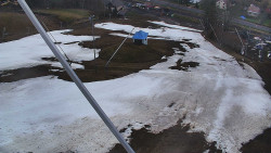 Spodní část sjezdovky skiareálu Karolinka