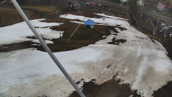 Spodní část sjezdovky skiareálu Karolinka