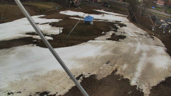 Spodní část sjezdovky skiareálu Karolinka