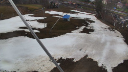 Spodní část sjezdovky skiareálu Karolinka