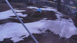 Spodní část sjezdovky skiareálu Karolinka