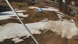 Spodní část sjezdovky skiareálu Karolinka