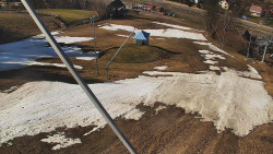 Spodní část sjezdovky skiareálu Karolinka