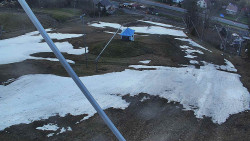 Spodní část sjezdovky skiareálu Karolinka