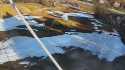 Spodní část sjezdovky skiareálu Karolinka