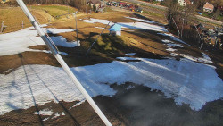 Spodní část sjezdovky skiareálu Karolinka