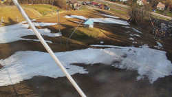 Spodní část sjezdovky skiareálu Karolinka