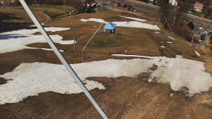 Skiareál Karolinka - Spodní část sjezdovky skiareálu Karolinka - 5.4.2026 v 13:32 Skiareál Karolinka - Spodní část sjezdovky skiareálu Karolinka - 5.4.2026 v 13:32