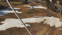 Spodní část sjezdovky skiareálu Karolinka