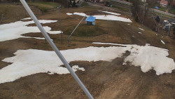 Spodní část sjezdovky skiareálu Karolinka