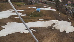 Spodní část sjezdovky skiareálu Karolinka