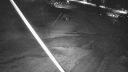 Spodní část sjezdovky skiareálu Karolinka