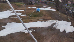 Spodní část sjezdovky skiareálu Karolinka