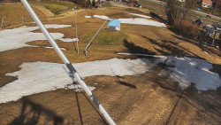 Spodní část sjezdovky skiareálu Karolinka