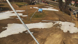 Spodní část sjezdovky skiareálu Karolinka