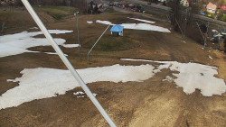 Spodní část sjezdovky skiareálu Karolinka