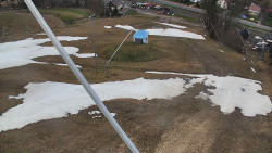 Spodní část sjezdovky skiareálu Karolinka