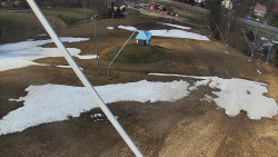 Spodní část sjezdovky skiareálu Karolinka