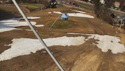 Spodní část sjezdovky skiareálu Karolinka