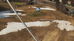 Spodní část sjezdovky skiareálu Karolinka