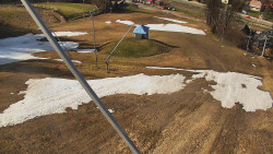 Spodní část sjezdovky skiareálu Karolinka