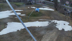 Spodní část sjezdovky skiareálu Karolinka