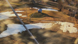 Spodní část sjezdovky skiareálu Karolinka