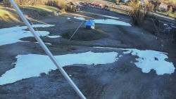 Spodní část sjezdovky skiareálu Karolinka