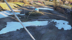 Spodní část sjezdovky skiareálu Karolinka