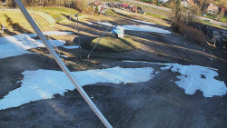 Spodní část sjezdovky skiareálu Karolinka