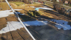 Spodní část sjezdovky skiareálu Karolinka