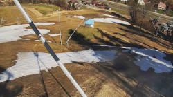 Spodní část sjezdovky skiareálu Karolinka