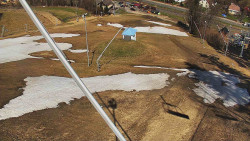 Spodní část sjezdovky skiareálu Karolinka