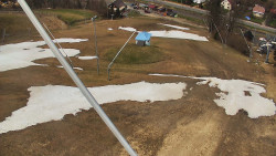 Spodní část sjezdovky skiareálu Karolinka