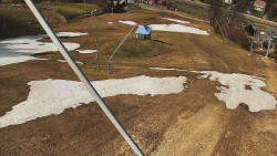 Spodní část sjezdovky skiareálu Karolinka