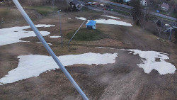 Spodní část sjezdovky skiareálu Karolinka